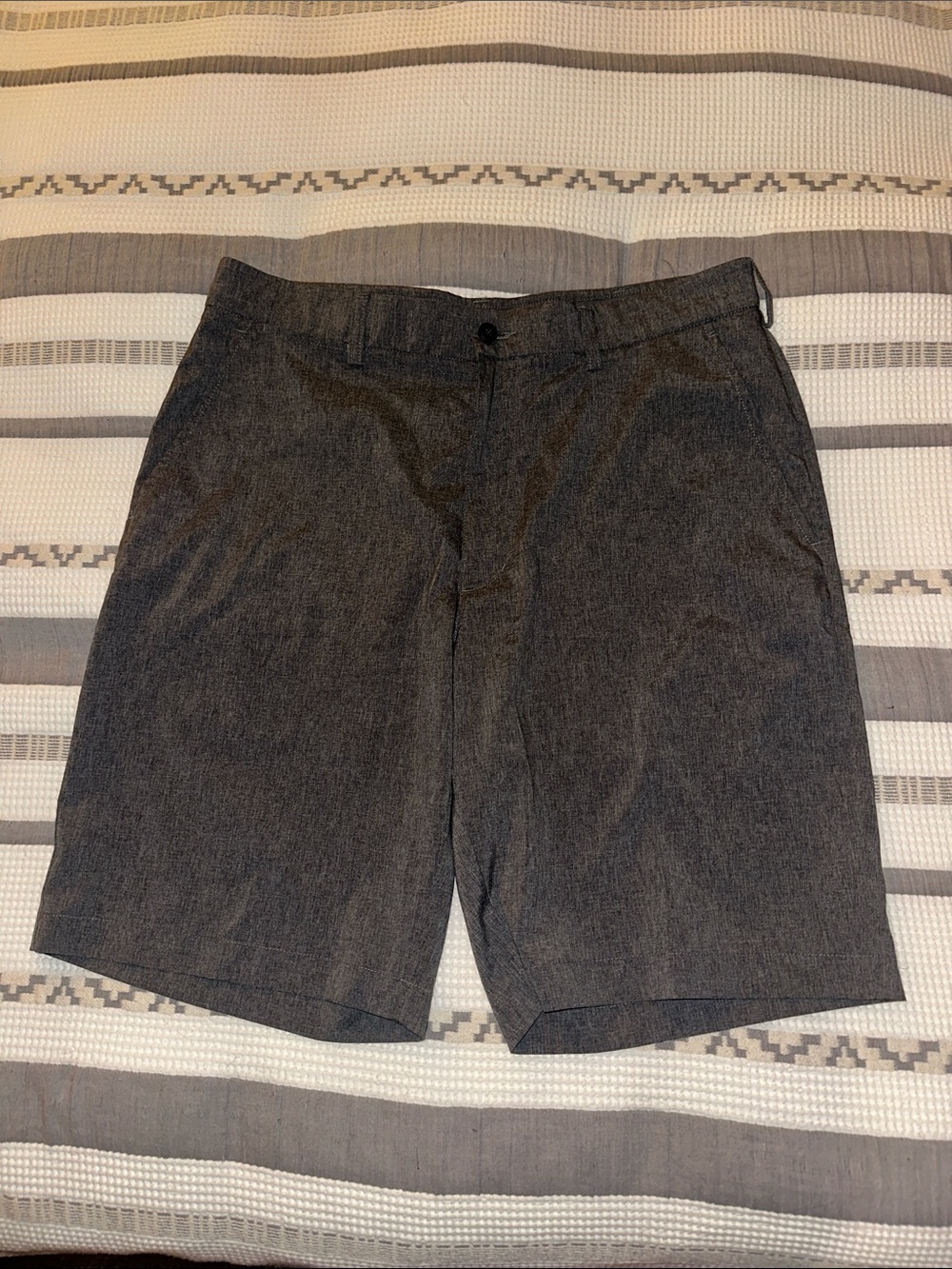 Grand Slam Men's Charcoal Flat-Front Shorts